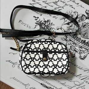 Stylish Black and White Disney Patterned Women's crossbody Bag
